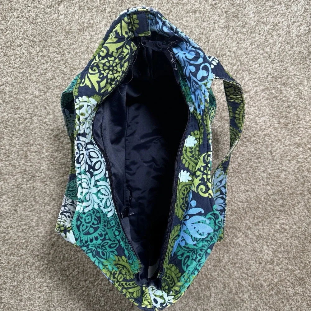 Vera Bradley Caribbean Sea Tote Side Pockets Inside Zip Pocket